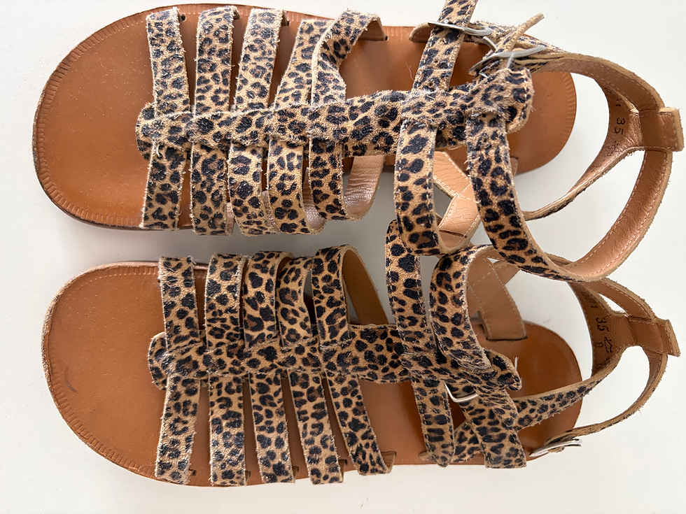 Thumbnail: schoenen: luipaard sandalen pom d'api 35