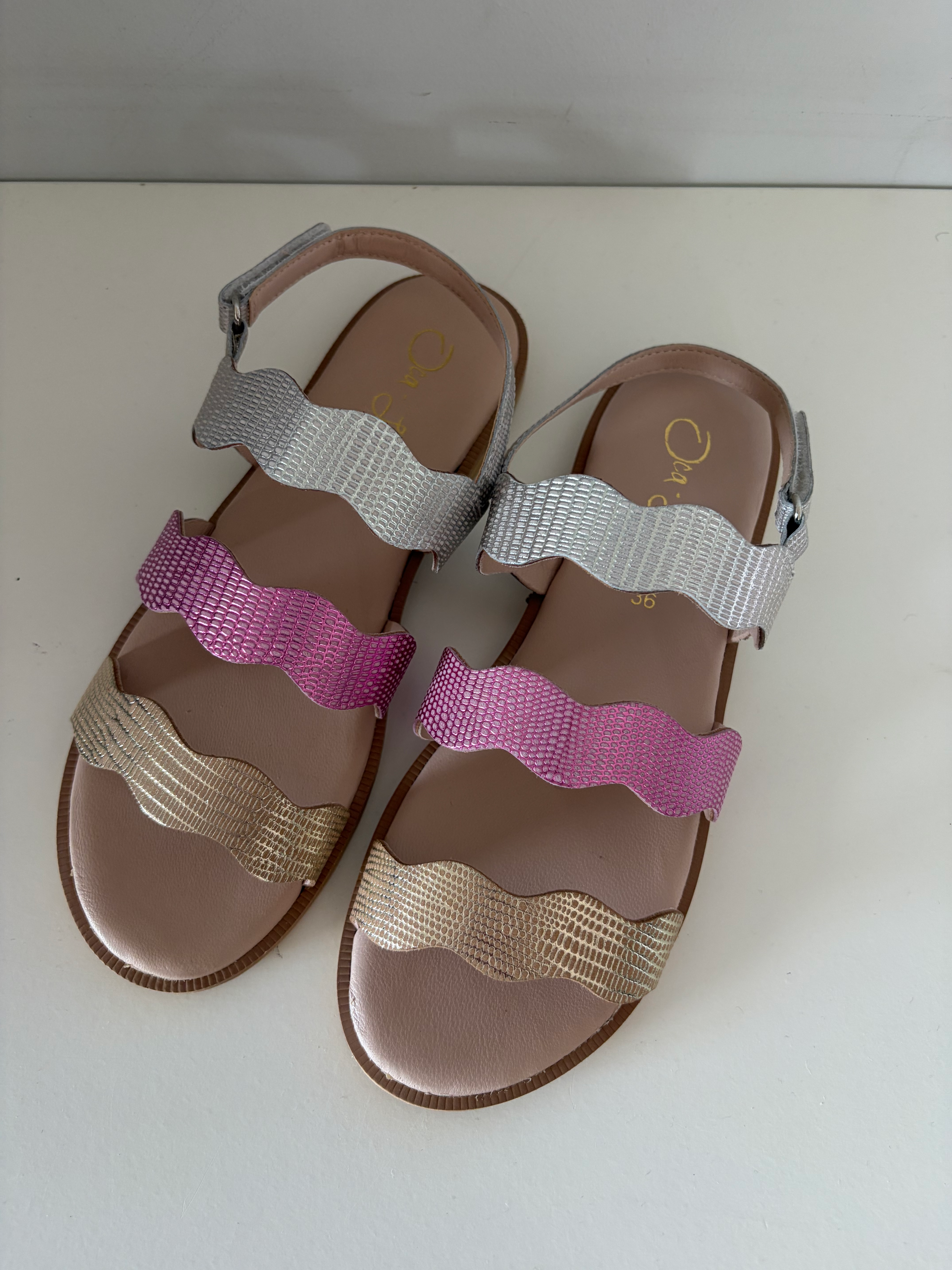 schoenen: sandalen nieuw oca loca 36