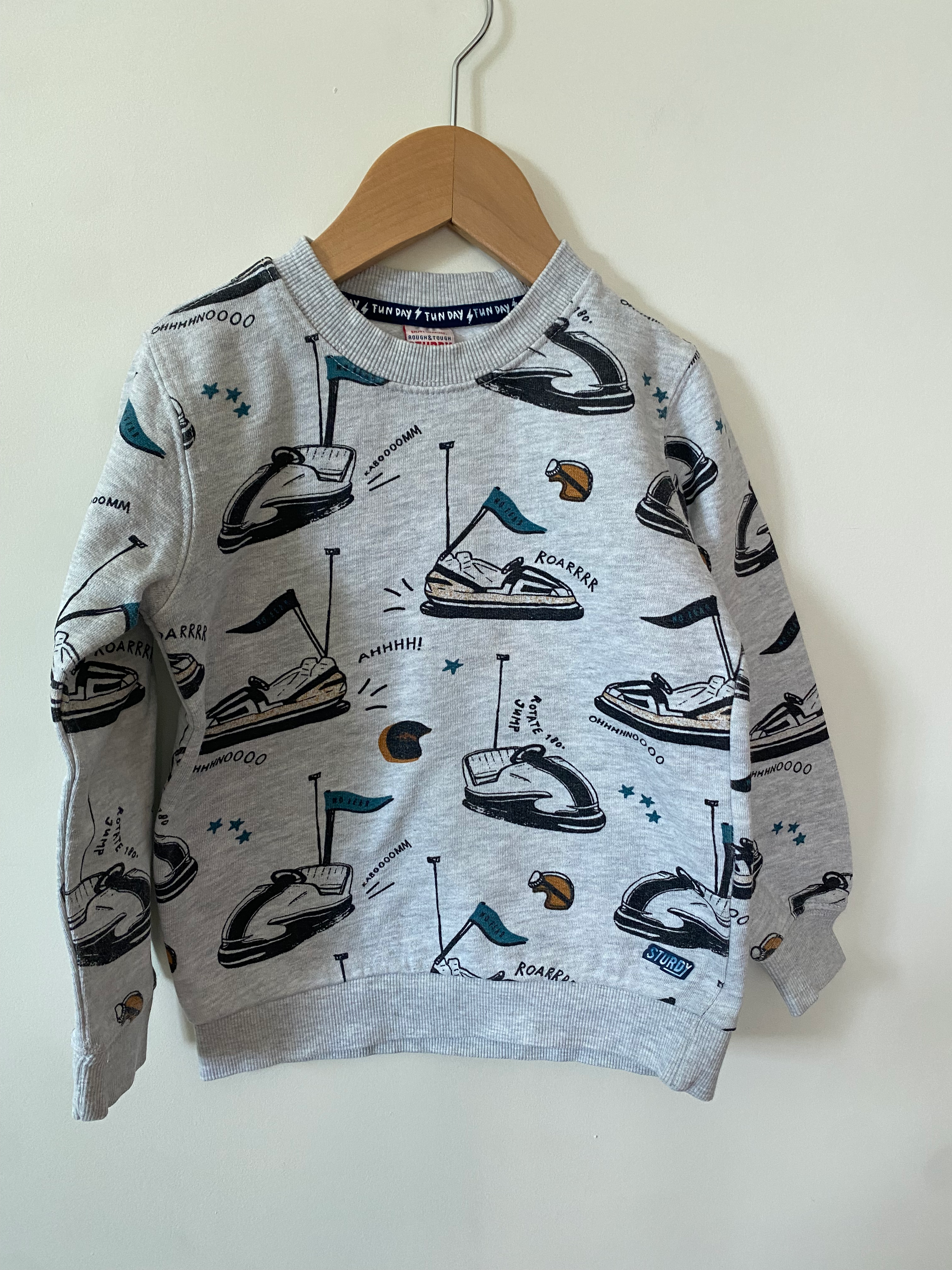 grijze sweater bots auto's sturdy 98