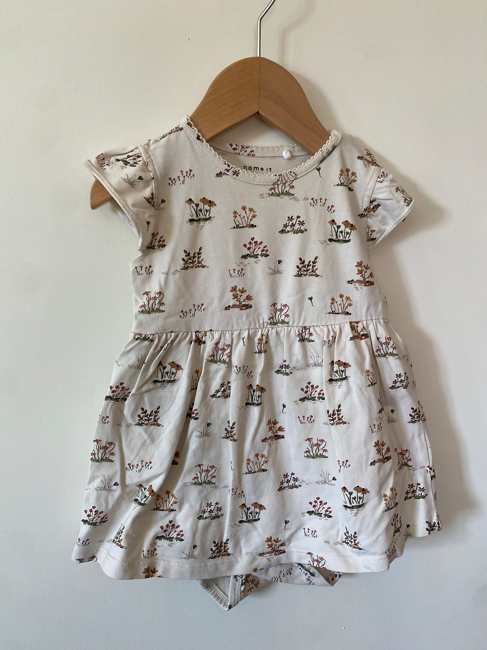 beige kleedje print name it 74