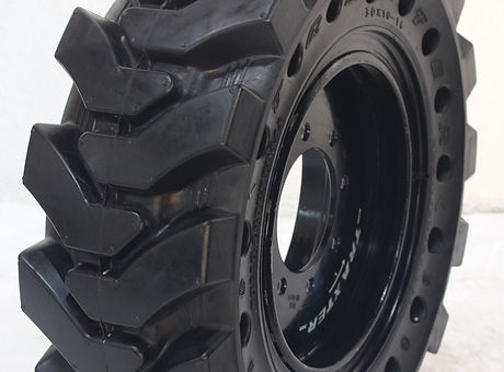 Skid Steer Tires | Traxter