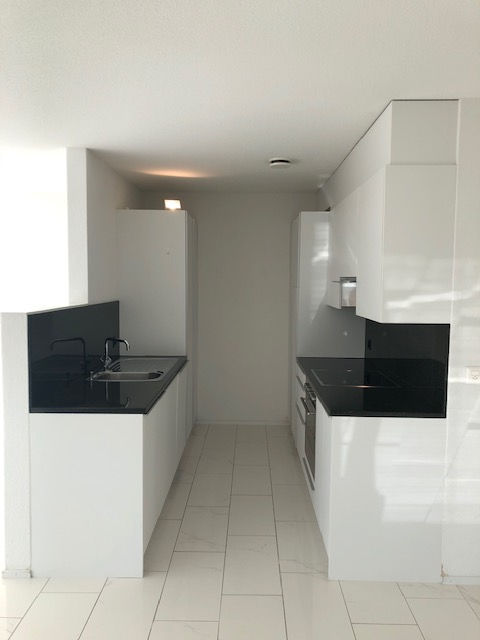 Küche1 Gesamtansicht.jpg