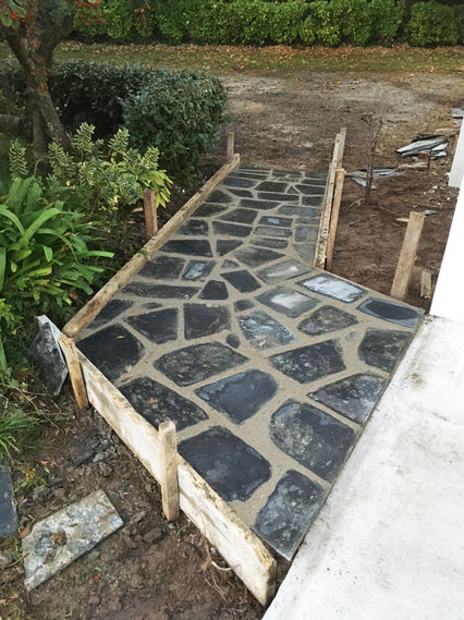 Rénovation de terrasse reprise de la pierre fleur