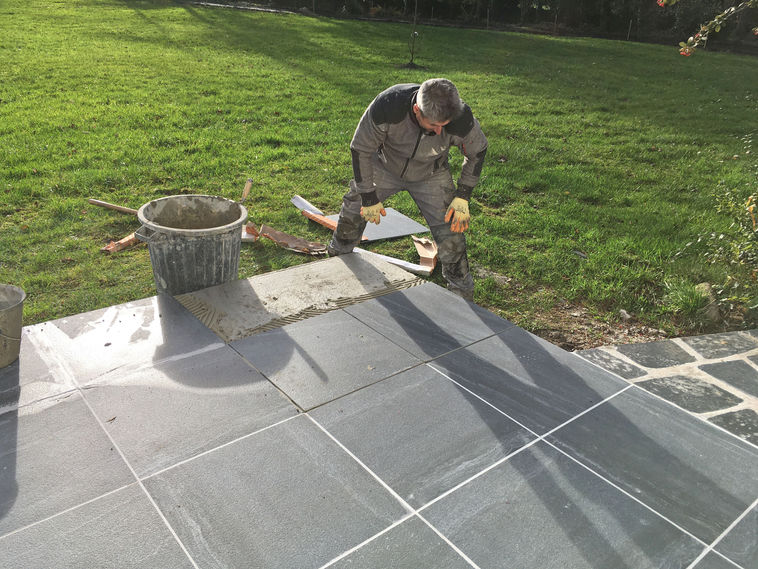 Rénovation de terrasse pose du carrelage