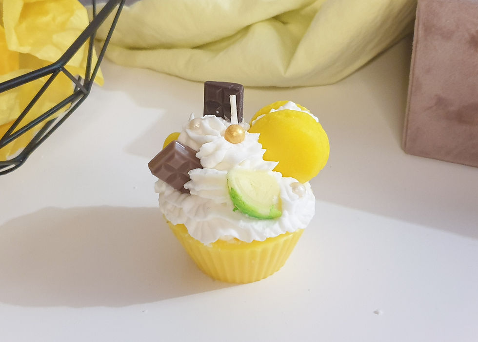 Миниатюра: Ароматна свещ cupcake "Pear mousse" 1  бр.