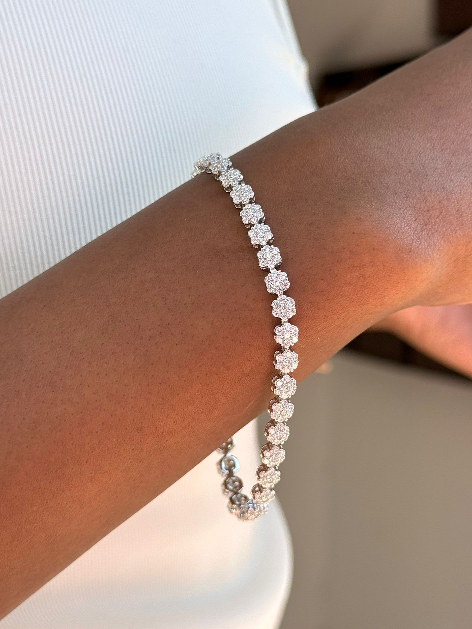 צמיד טניס פרחים