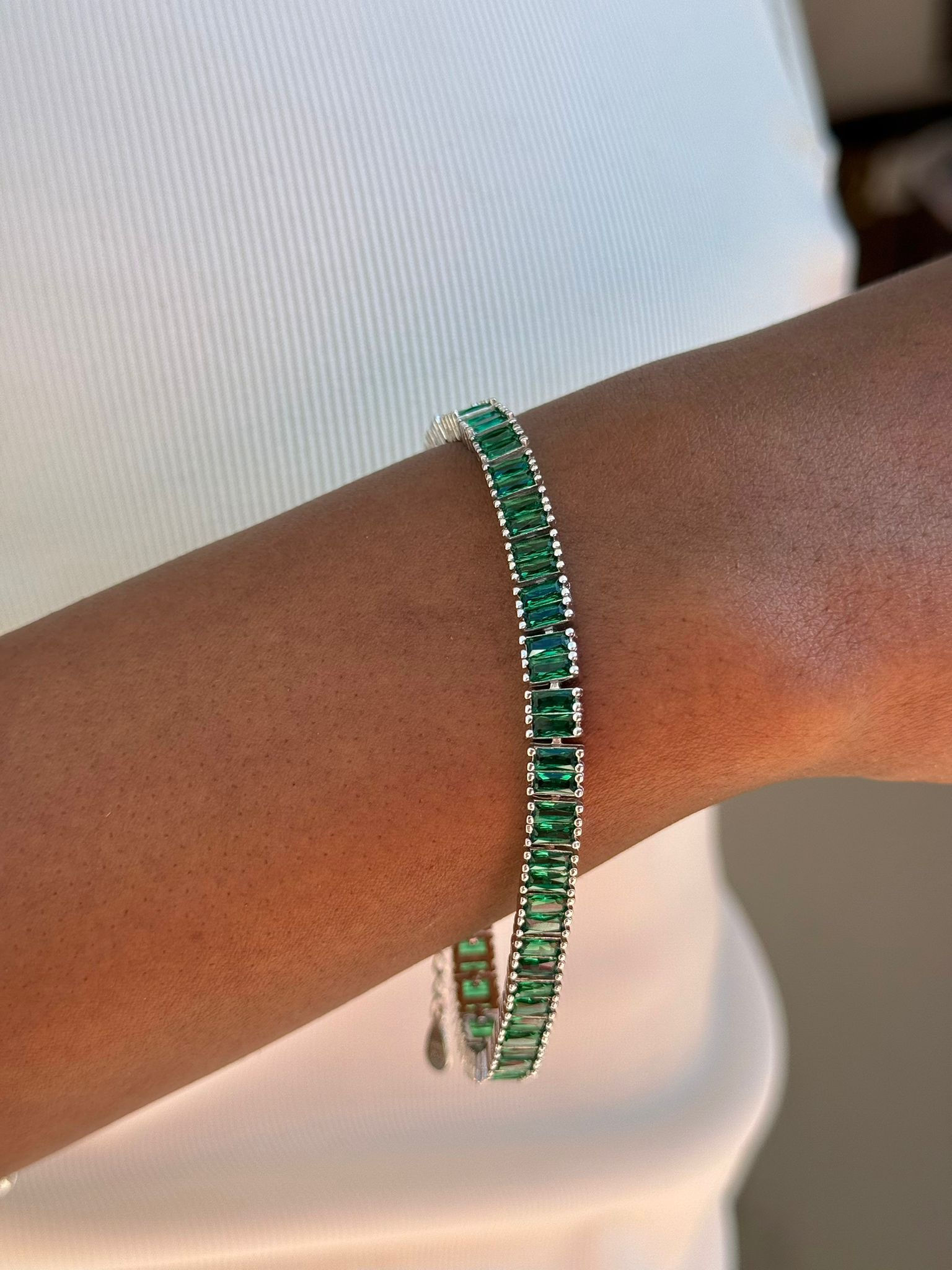 צמיד טניס אבנים ירוקות