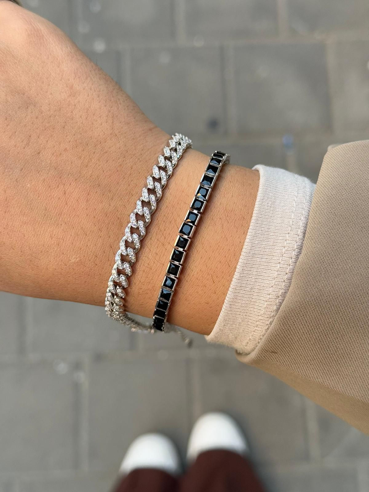 צמיד טניס אבנים שחורות