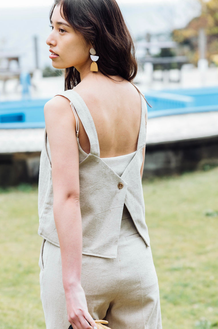 サムネイル： GLASSY SEA WASHABLE LINEN BLEND 2WAY TOPS