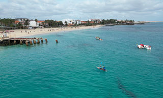 clear kayak tour Sal Island, guided kayak tour Cape Verde, transparent kayak Santa Maria, Sal Island water activities, things to do in Sal Cape Verde, eco tour Sal Island, kayak tour Santa Maria beach, best kayak tour Sal Island, crystal kayak Cape Verde, watch sea turtles Sal Island, sea turtles tour Cape Verde, tour en kayak transparente Isla de Sal, excursión guiada en kayak Cabo Verde, kayak con fondo transparente Santa María, actividades acuáticas en Isla de Sal, cosas que hacer en Cabo Verde, tour ecológico en kayak Isla de Sal, kayak en playa Santa María, mejores tours en kayak Isla de Sal, ver tortugas marinas Isla de Sal, tour de tortugas marinas Cabo Verde, passeio de caiaque transparente Ilha do Sal, tour guiado de caiaque Cabo Verde, caiaque com fundo transparente Santa Maria, atividades aquáticas Ilha do Sal, o que fazer em Cabo Verde, tour ecológico de caiaque Ilha do Sal, caiaque na praia de Santa Maria, melhores passeios de caiaque Ilha do Sal, observar tartarugas marinhas Ilha do Sal, tour de tartarugas marinhas Cabo Verde