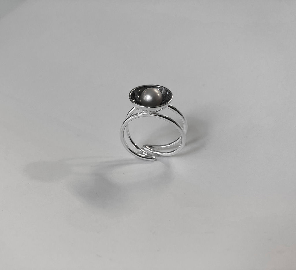 Patera margarita, ring (tunn skena, liten pärla)