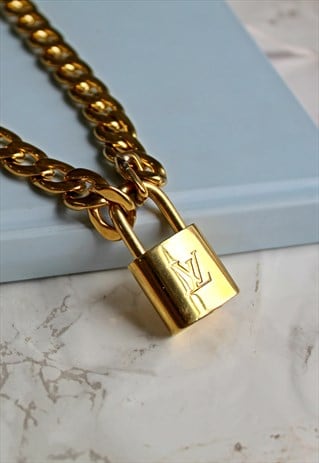 SECOND LIFE ASOS MARKETPLACE