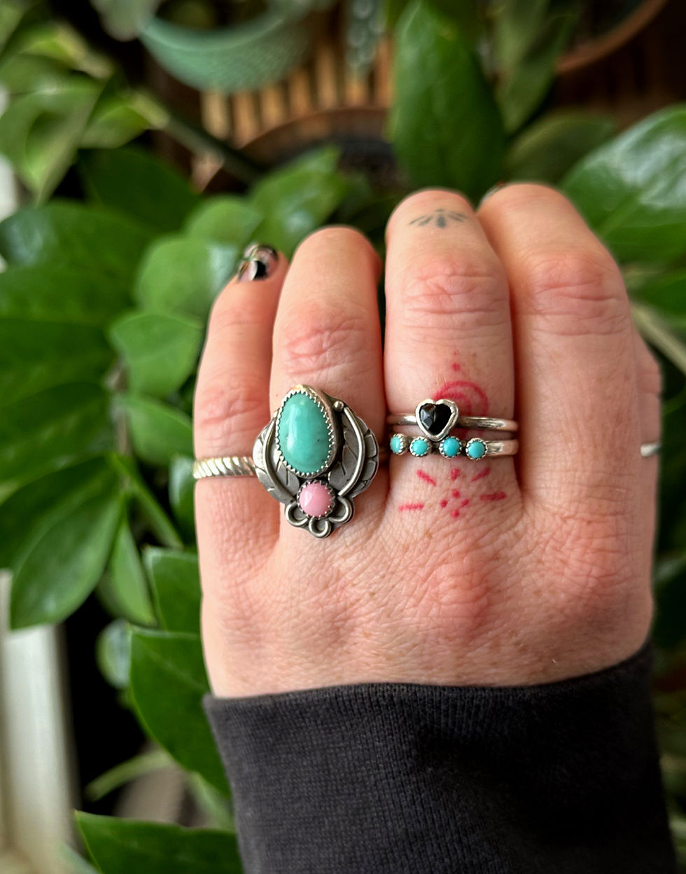 Turquoise & conch shell ring