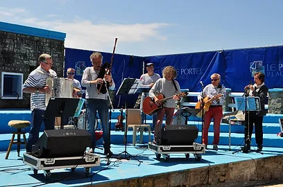 14441216_1371932722824743_21105265179673