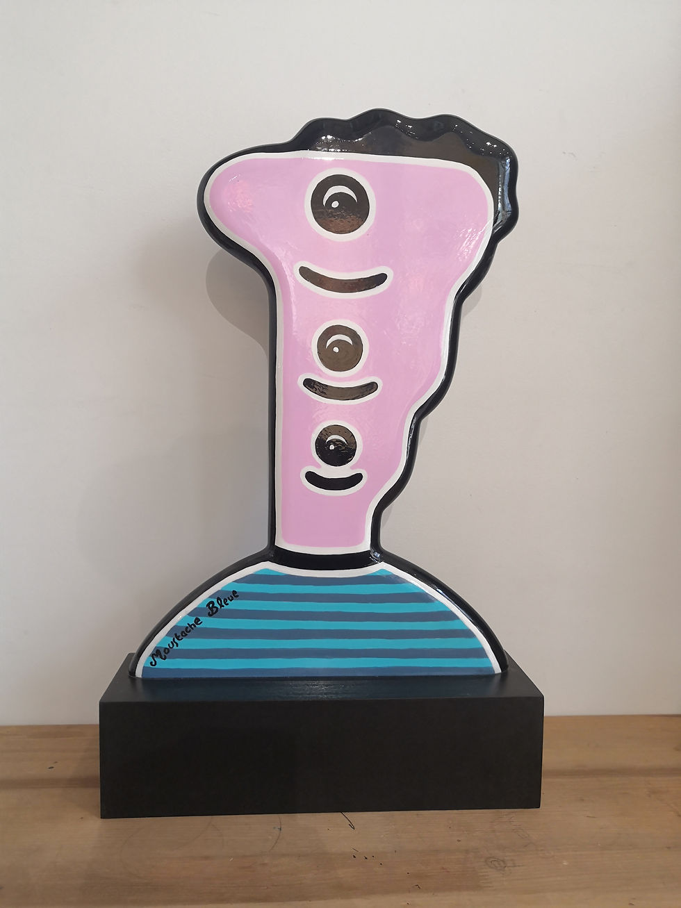 MOUSTACHE BLEUE Sculpture "Je Grandis"