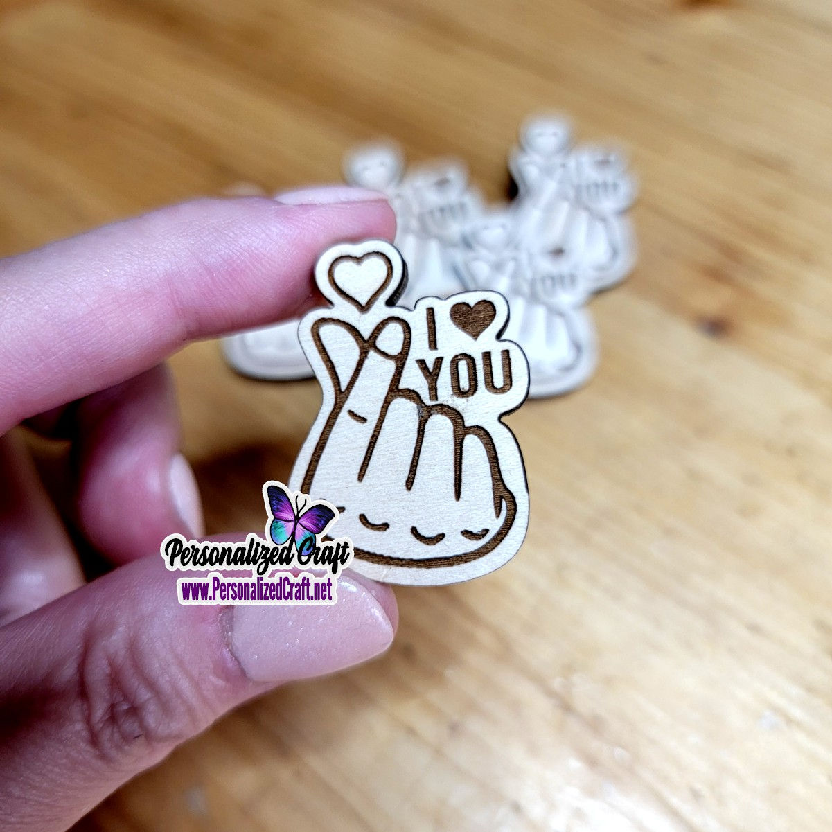Korean I Love You Hand Sign Engraved Wood Pin, Finger Heart