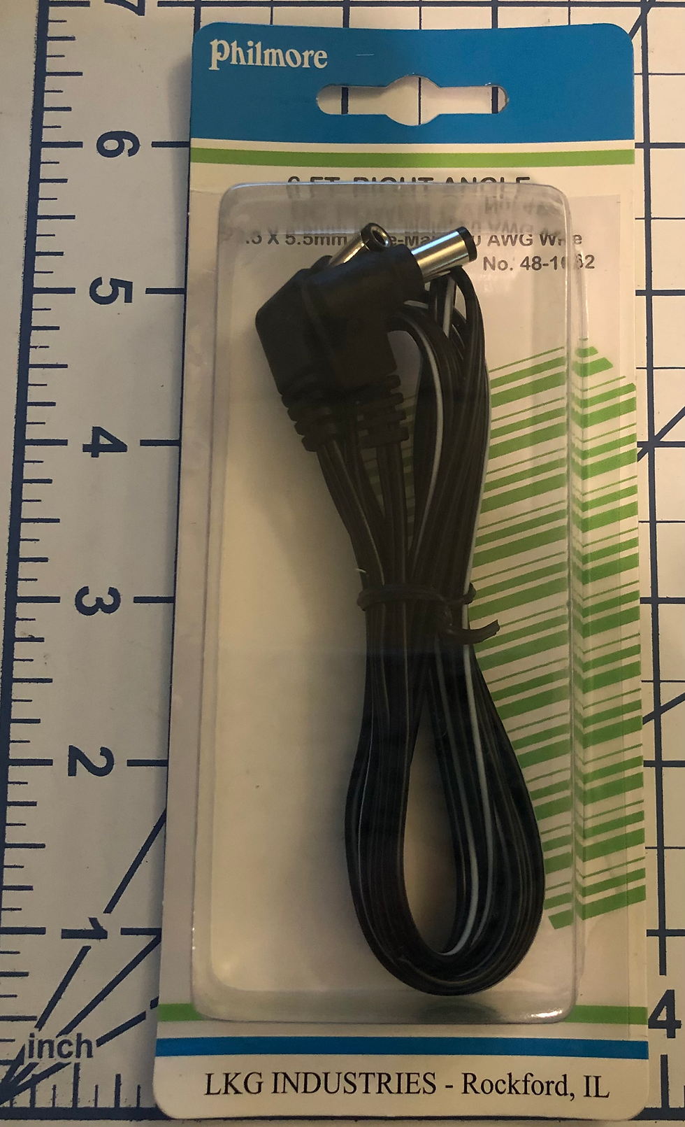 Philmore 6 FT. Right Angle DC Power Cable 2.5x5.5mm Male-Male 20 AWG