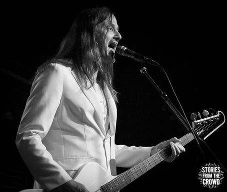 Melvins and Redd Kross Rock the Waiting Room