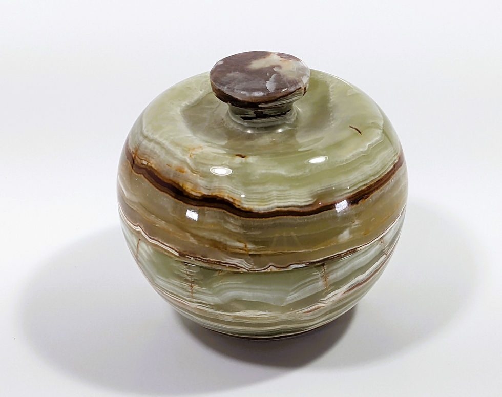 Thumbnail: chalcedony_jujujems_marble-like_confused-with-calcite_bands-layers-colors_strength-stone_calming-stone_multi-purpose-stone