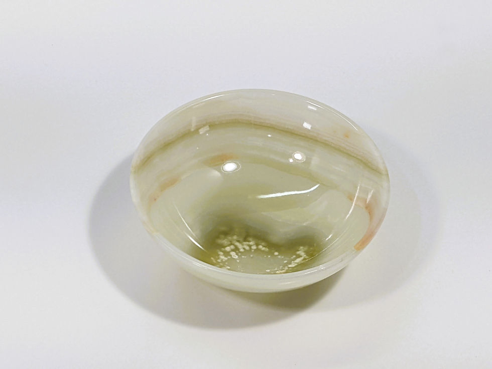 Thumbnail: chalcedony_jujujems_marble-like_confused-with-calcite_bands-layers-colors_strength-stone_calming-stone_multi-purpose-stone