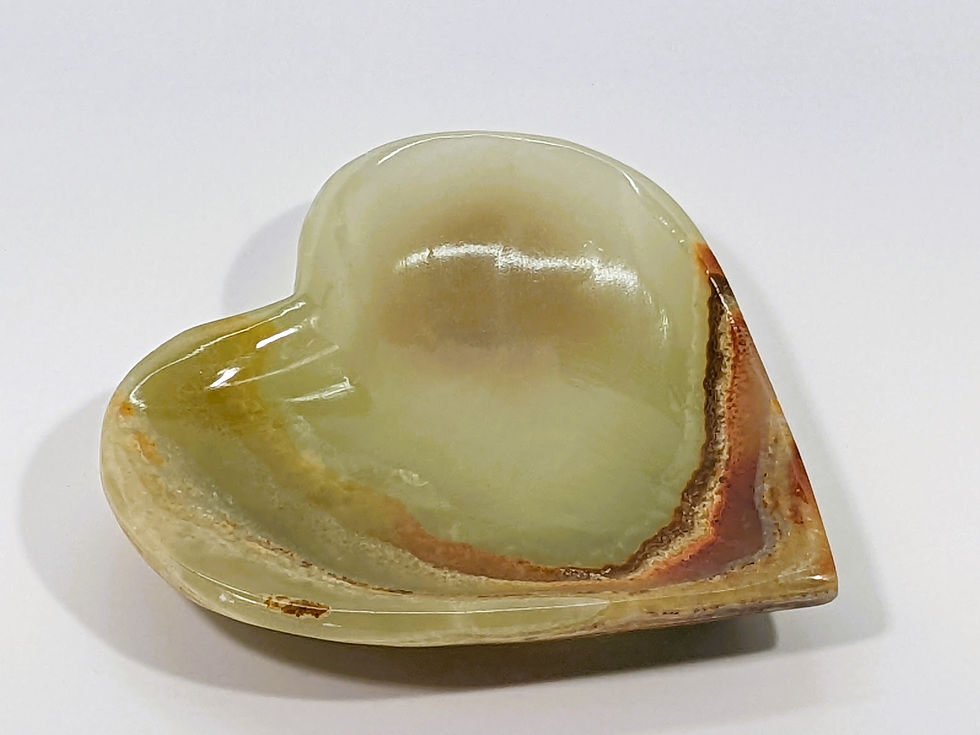Thumbnail: chalcedony_jujujems_marble-like_confused-with-calcite_bands-layers-colors_strength-stone_calming-stone_multi-purpose-stone