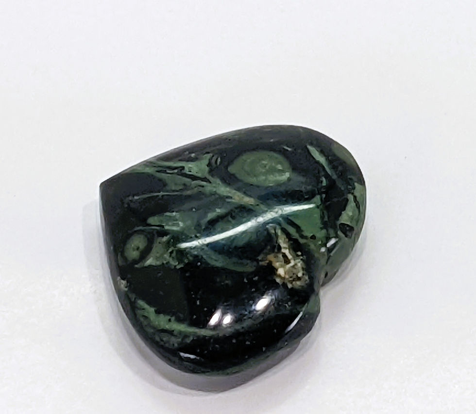 Thumbnail: kambaba jasper carved mini hearts black and green
