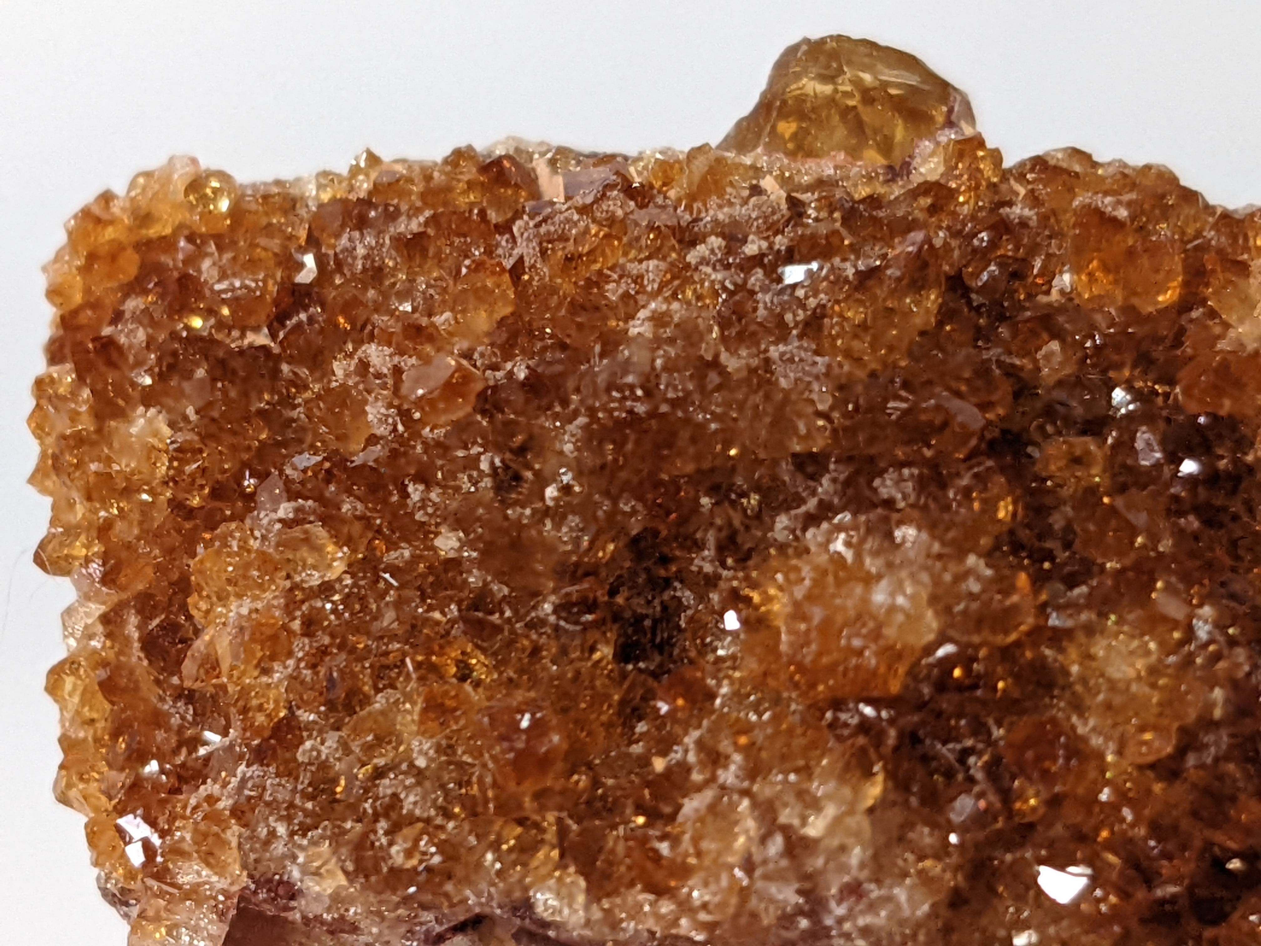 Warm yellow Citrine cluster quartz with sparkling points and earthy glow.