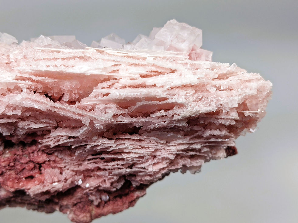 Thumbnail: natural pink halite crystal with soft color and cubic structure