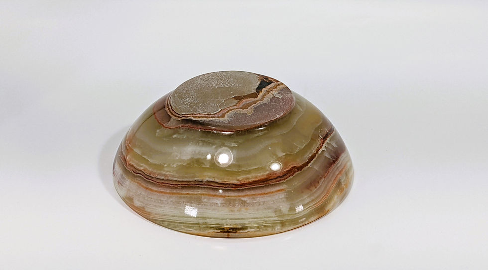 Thumbnail: _chalcedony_jujujems_marble-like_confused-with-calcite_