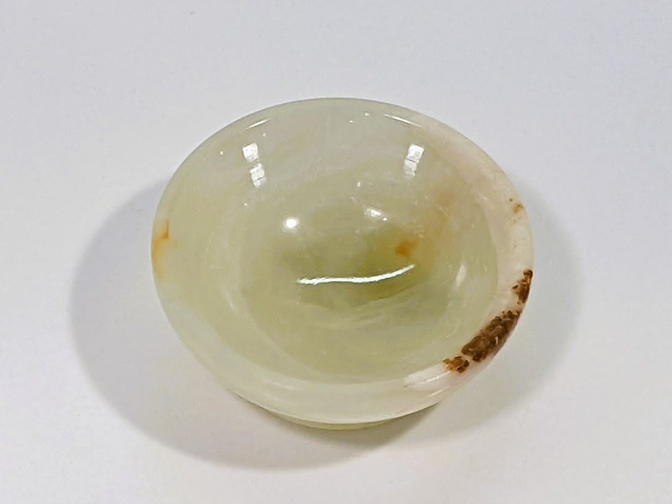 Thumbnail: chalcedony_jujujems_marble-like_confused-with-calcite_bands-layers-colors_strength-stone_calming-stone_multi-purpose-stone