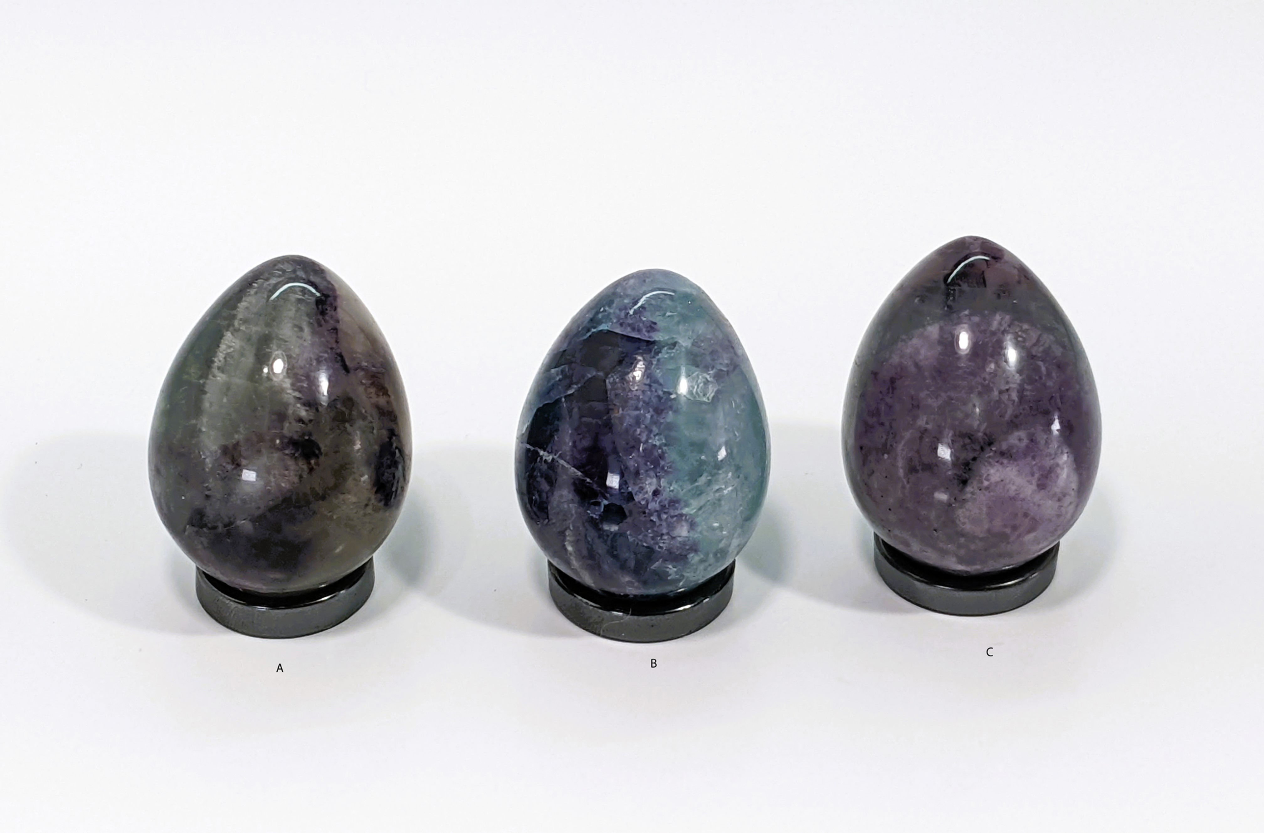 Fluorite: Colorful, clarity-enhancing and energy clearing properties. Explore this crystal at jujujems.