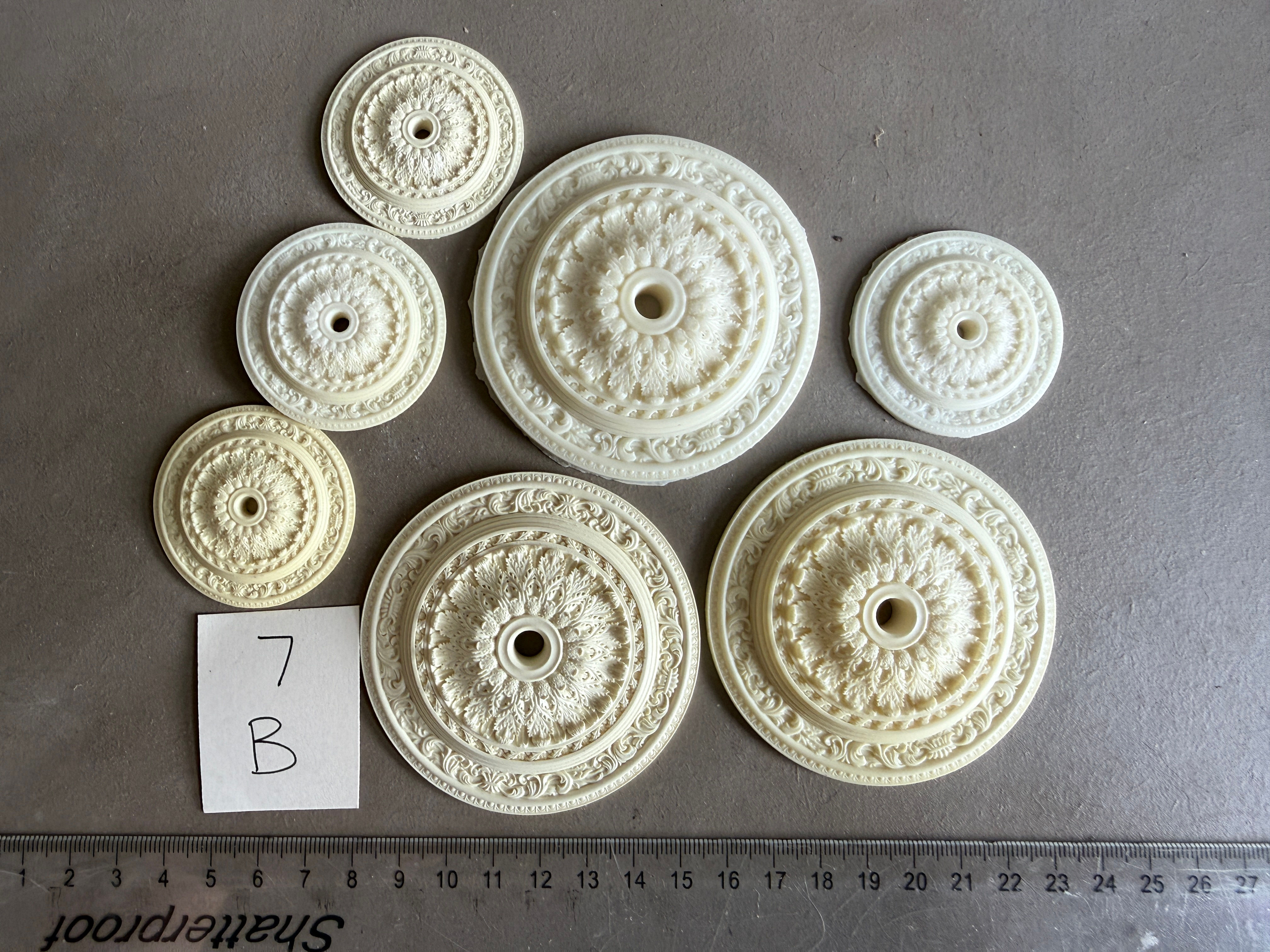 7B ceiling roses - Slight seconds