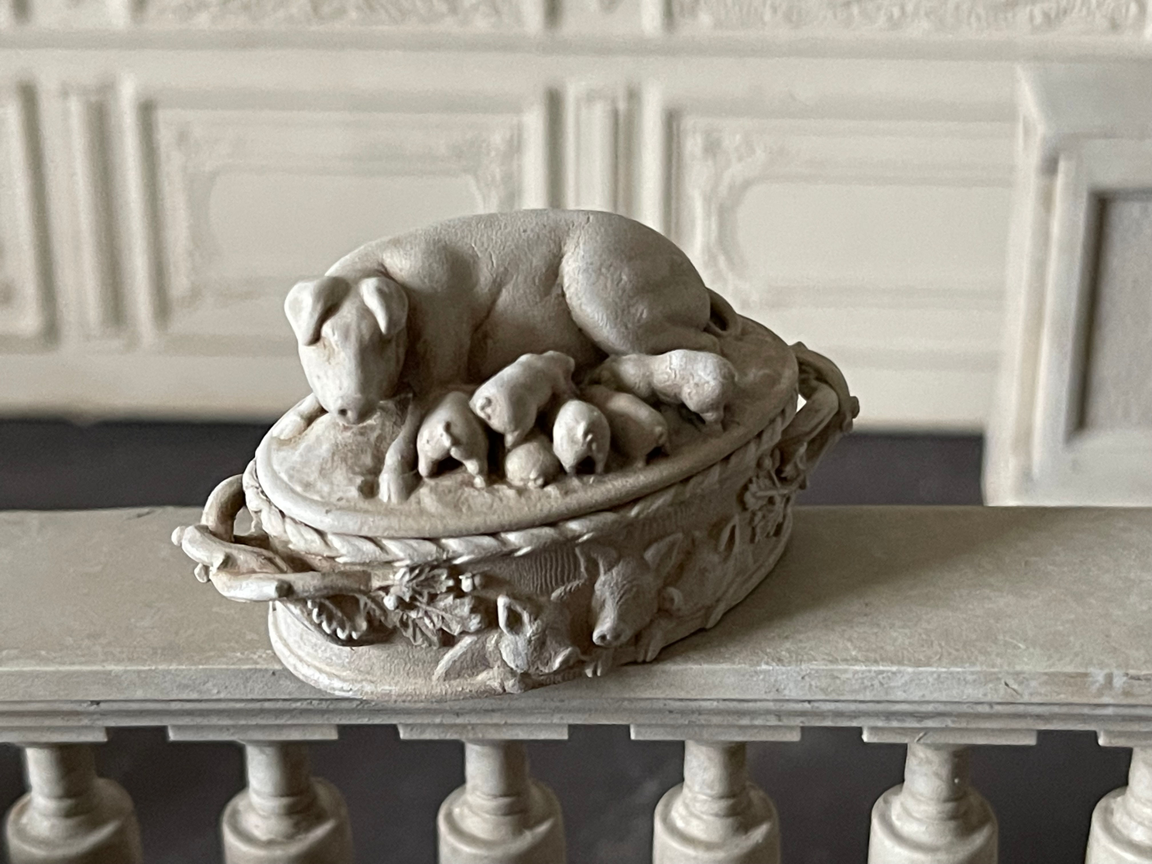 Pig and And Piglets Tureen unfinished