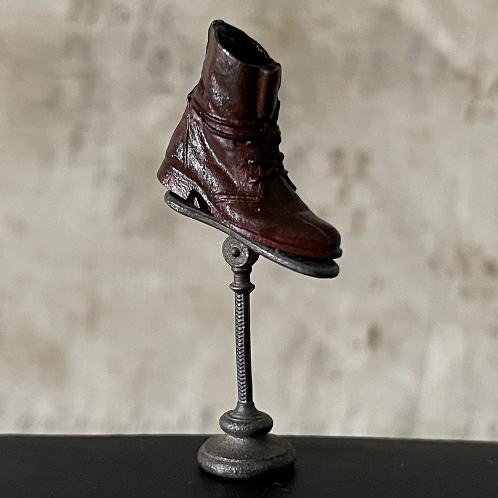 Miniatura: Shoe Display Stand unaged
