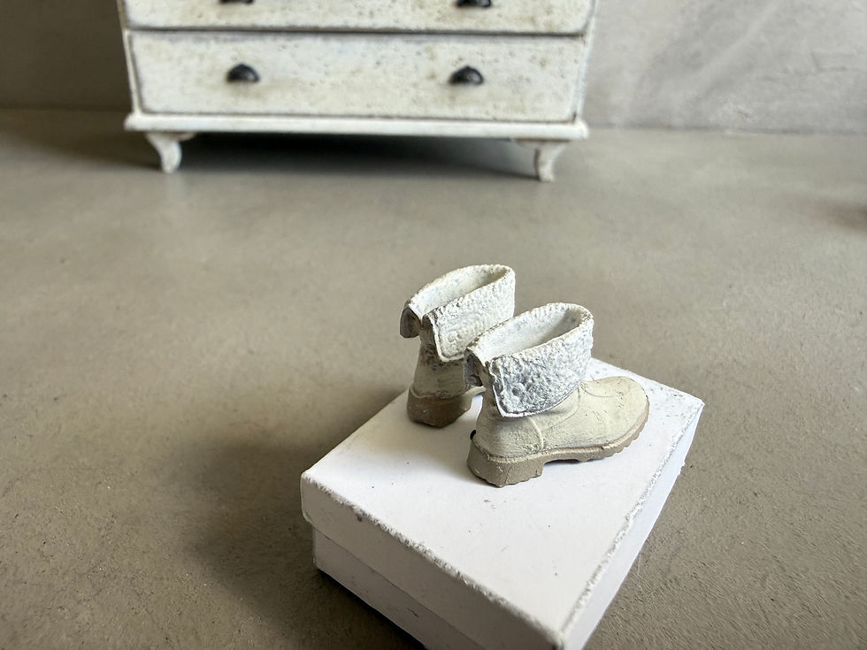 Thumbnail: AF79 -SET OF SHOES (A) 7 PAIRS PAINTED