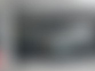 エアコンゴルフカートが並ぶ様子