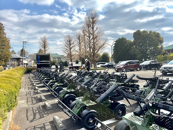 新型立ち乗りキャディカート MOVE SR-X 1号車納車いたしました。