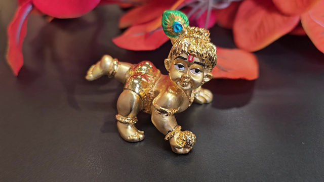 Thumbnail: Bal Krishna idol