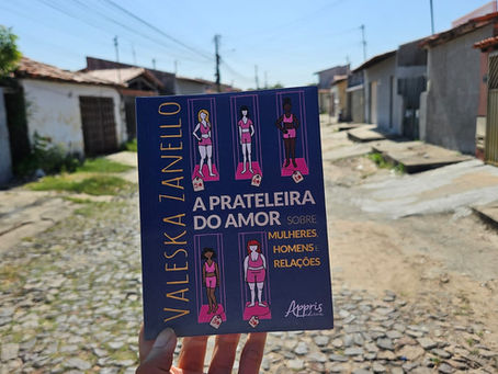 Ao fechar o livro, só senti arrependimento. Esperava que ele ampliasse meus horizontes e provocasse reflexão, mas o que encontrei foi uma visão de mundo imposta, quase uma tentativa de lavagem cerebral. Felizmente, não funcionou.