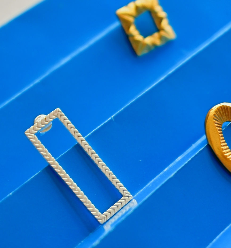 Put a Frame on it Pin