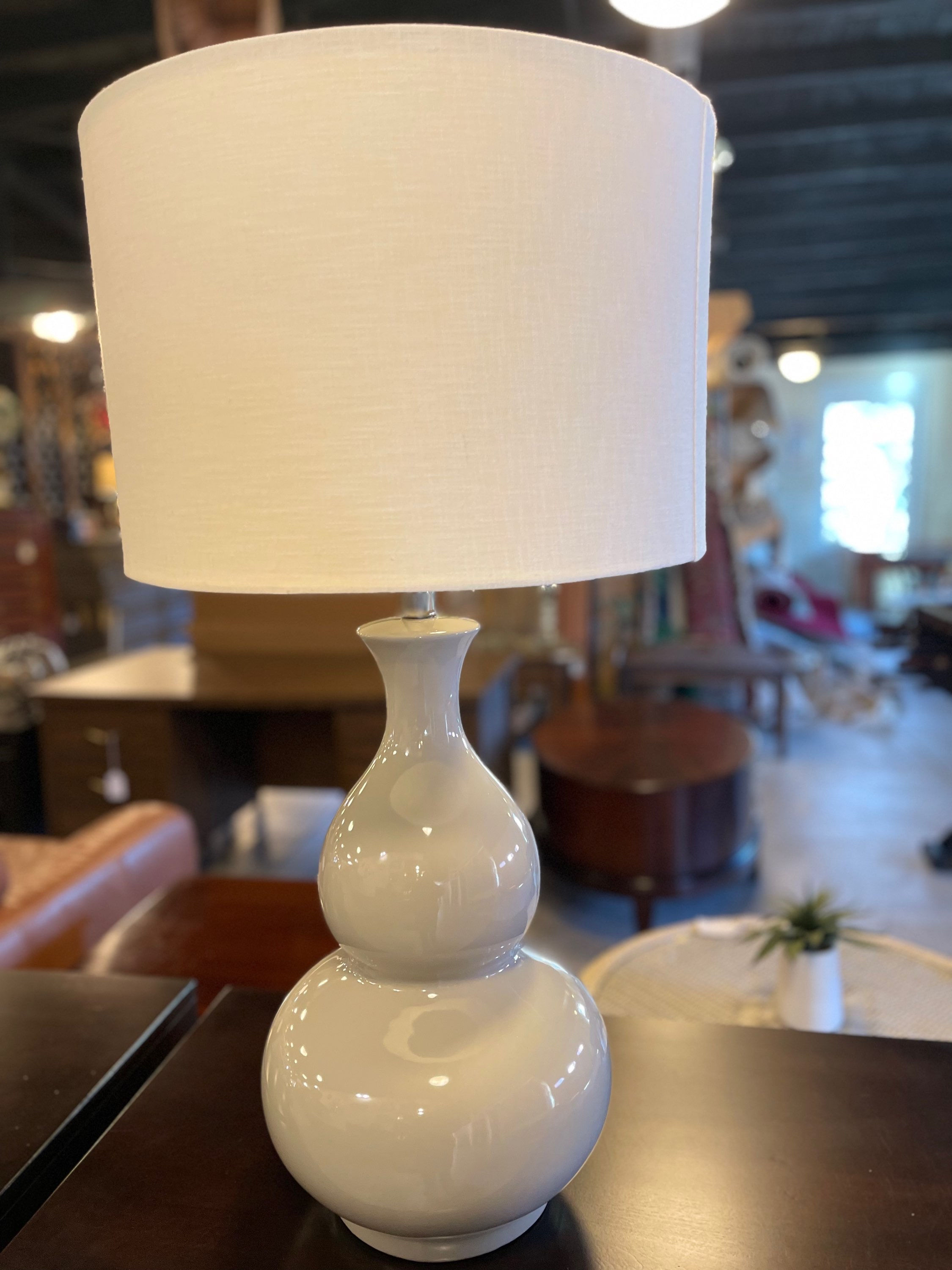 Brand New - Safavieh - Table Lamp 