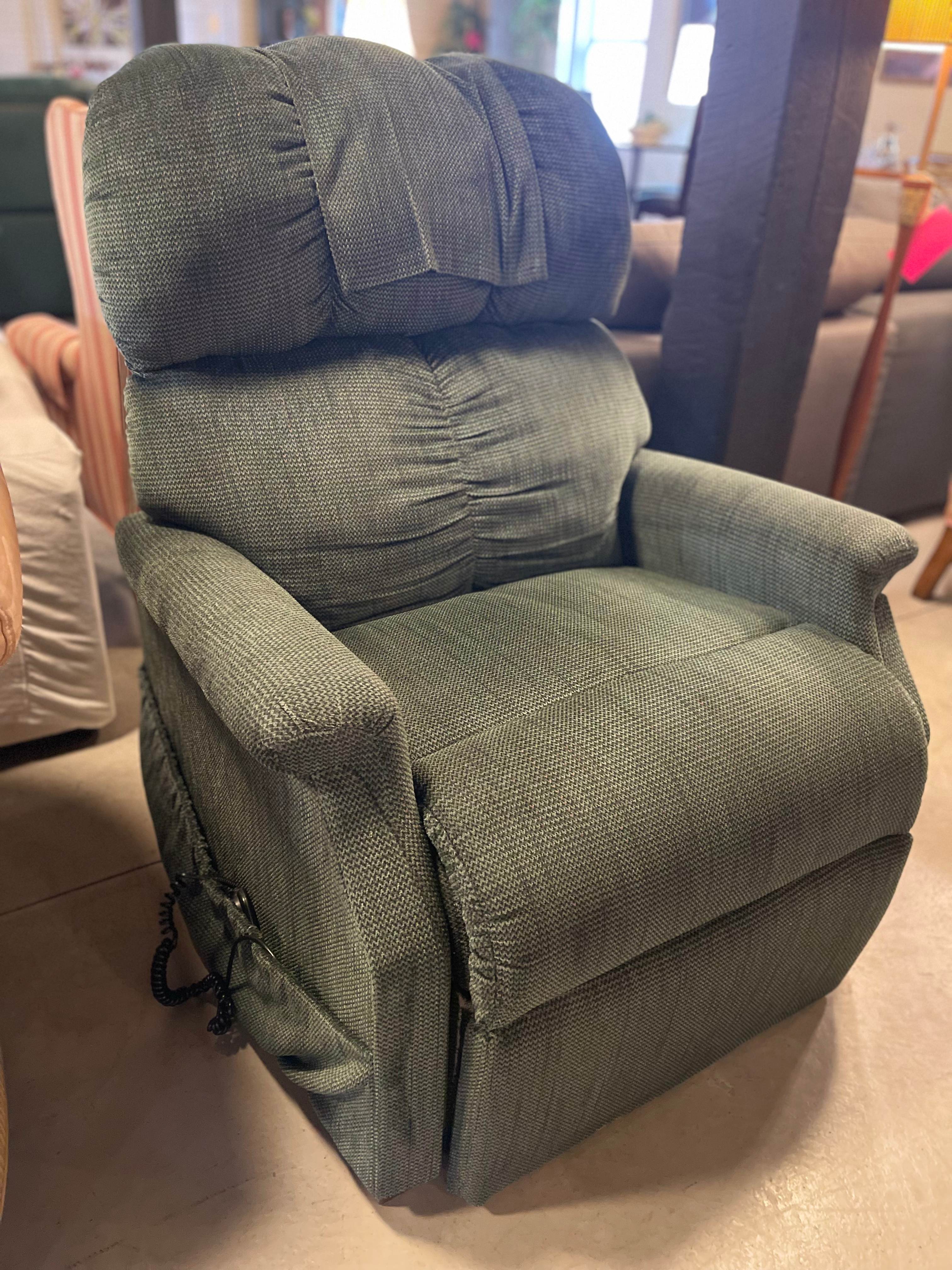 Green Upholstered Lift Chair 