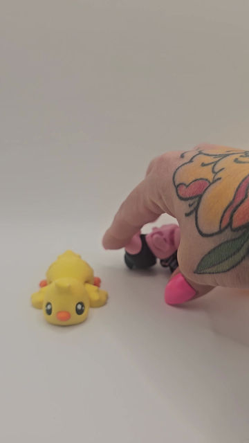 Thumbnail: Crackable eggs 