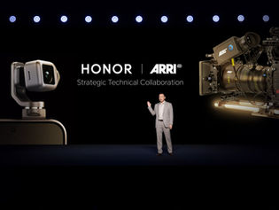 Nổi bật nhất tại MWC 2026: HONOR giới thiệu HONOR Robot Phone