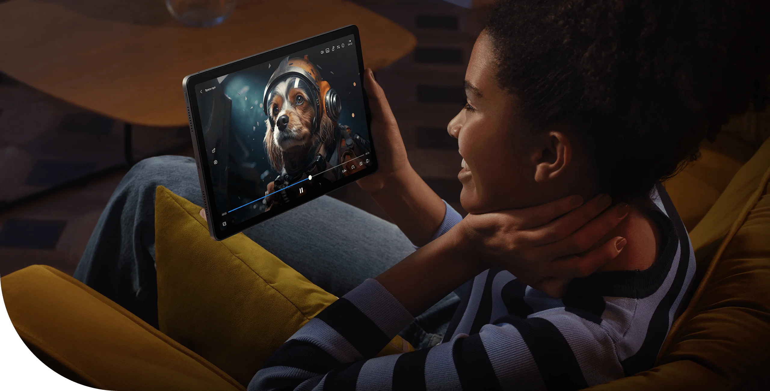 Redmi Pad SE được trang bị bốn loa hỗ trợ âm thanh độ phân giải cao, chuẩn âm thanh Dolby ATMOS.