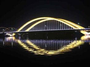 Tôn vinh vẻ đẹp cố đô Huế qua hệ thống chiếu sáng cầu Nguyễn Hoàng