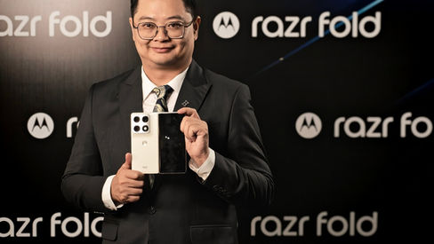 Motorola ra mắt razr fold tại Việt Nam: chuẩn mực mới cho giải trí và hiệu suất làm việc