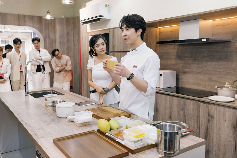 Bếp trưởng hai nhà hàng đạt sao Michelin định chuẩn gian bếp gia đình tại Another Saigon by LG