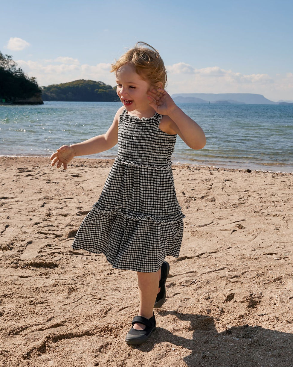 UNIQLO lần đầu tiên ra mắt Bộ Sưu tập có tính ứng dụng cao, kết hợp với Cecilie Bahnsen