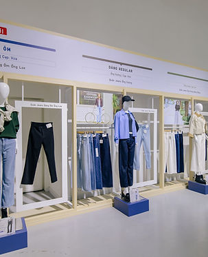 kham-pha-chuan-thoai-mai-chuan-phong-cach-cung-bo-suu-tap-uniqlo-jeans-2025